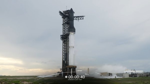 宏益配资 连续两次取消试飞、三次发射失败后，星舰站上十字路口